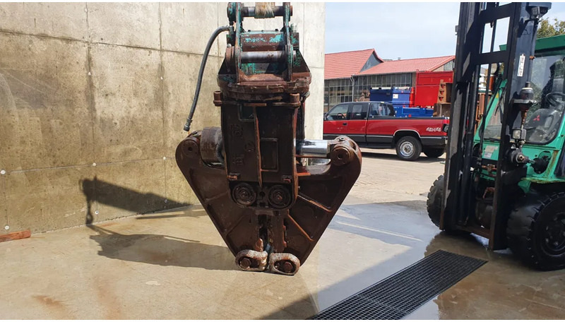 Komatsu JCYC17 schrootschaar en betonvergruizer - 철거용 가위 건설기계 용 : 사진 3 Komatsu JCYC17 schrootschaar en betonvergruizer - 철거용 가위 건설기계 용 : 사진 3