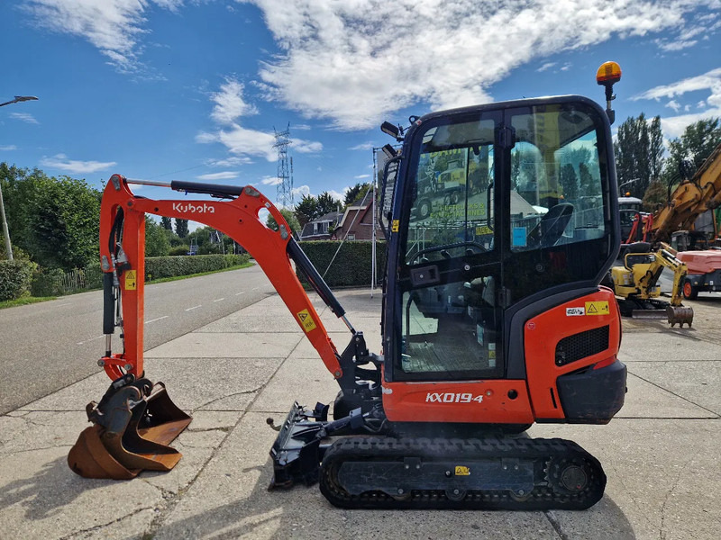 Kubota KX019-4 met 1990 uur - 미니 굴삭기 : 사진 1 Kubota KX019-4 met 1990 uur - 미니 굴삭기 : 사진 1