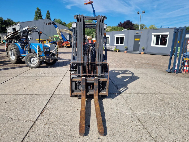 Nissan 1800 kg. LPG met keuring - LPG 지게차 : 사진 5 Nissan 1800 kg. LPG met keuring - LPG 지게차 : 사진 5