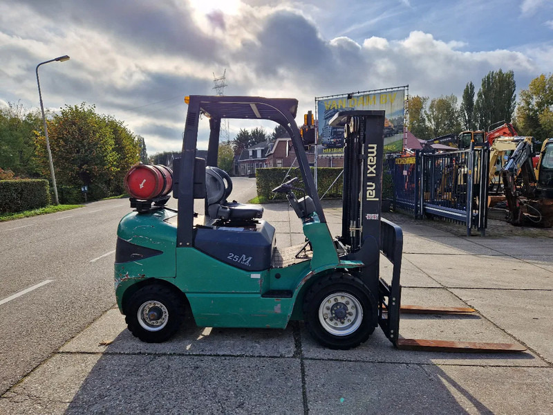Nissan Zhejiang Maximal with 1290 hours 2.5 ton LPG - LPG 지게차 : 사진 2 Nissan Zhejiang Maximal with 1290 hours 2.5 ton LPG - LPG 지게차 : 사진 2