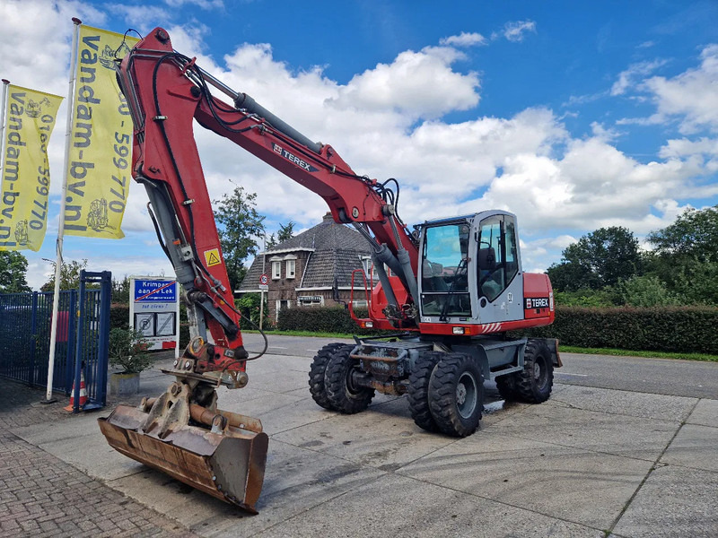 Terex TW160 inclusief kantelbak (1.98m.) - 휠 굴삭기 : 사진 1 Terex TW160 inclusief kantelbak (1.98m.) - 휠 굴삭기 : 사진 1