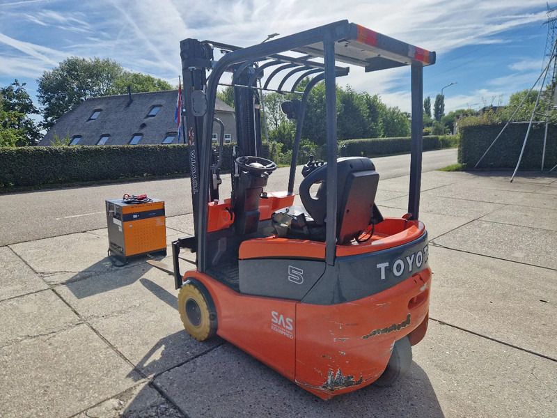 Toyota 1500 kg. elektrisch hefhoogte 5.00m. - 전기 지게차 : 사진 4 Toyota 1500 kg. elektrisch hefhoogte 5.00m. - 전기 지게차 : 사진 4