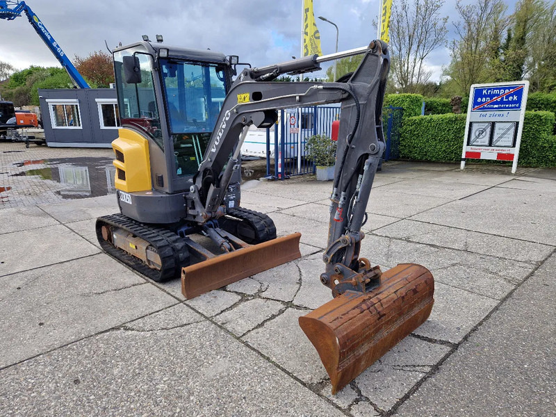 Volvo ECR25D met 2562 uur - 미니 굴삭기 : 사진 3 Volvo ECR25D met 2562 uur - 미니 굴삭기 : 사진 3