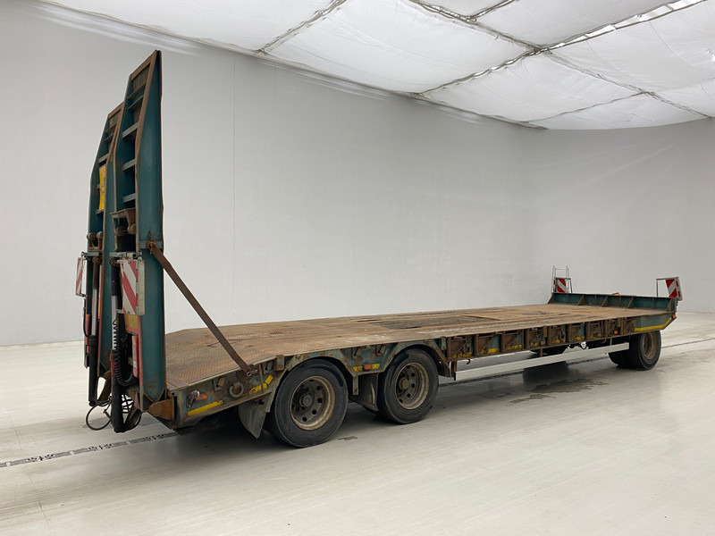 ATM Low bed trailer - 저하대 트레일러 : 사진 3 ATM Low bed trailer - 저하대 트레일러 : 사진 3