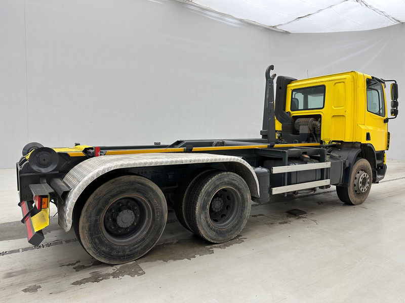 DAF CF75.360 - 6x2 - 후크 리프트 트럭 : 사진 4 DAF CF75.360 - 6x2 - 후크 리프트 트럭 : 사진 4