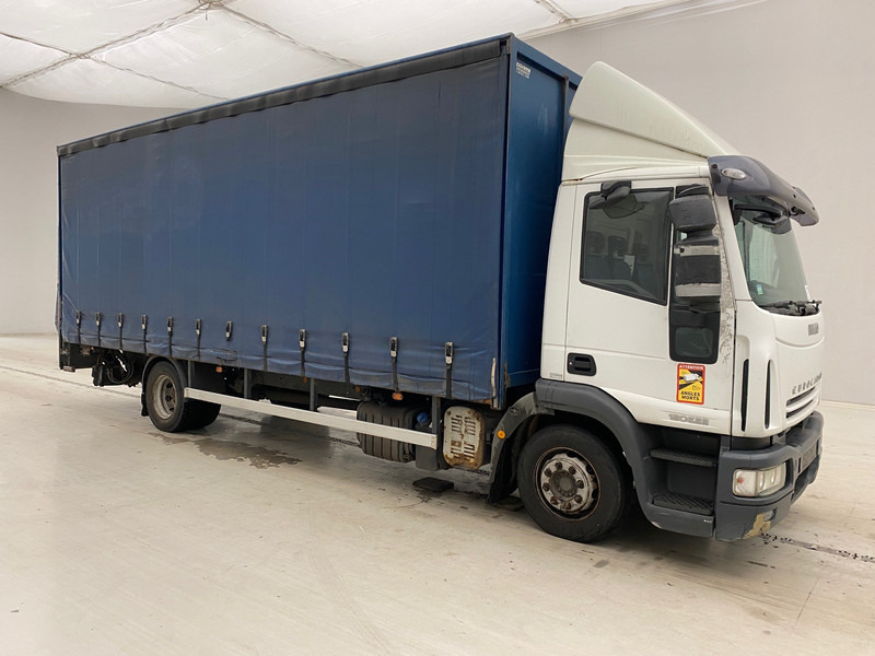 Iveco Eurocargo 120E22 - 커튼사이더 트럭 : 사진 3 Iveco Eurocargo 120E22 - 커튼사이더 트럭 : 사진 3