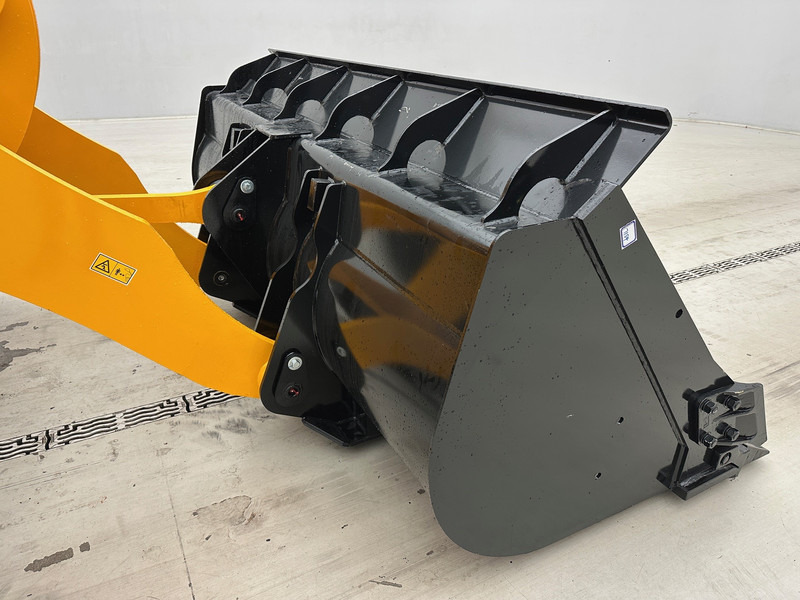 Lonking LG855H "4 pieces available" - 불도저 : 사진 4 Lonking LG855H "4 pieces available" - 불도저 : 사진 4