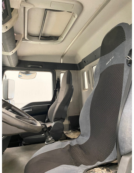 덤프트럭 MAN TGA 33.350 - 6x4 : 사진 9