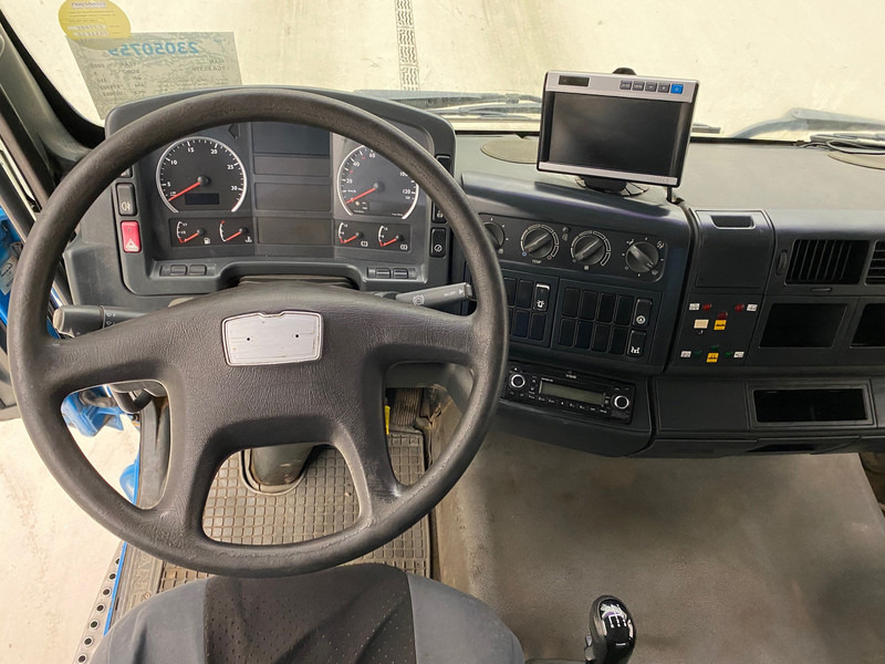 덤프트럭 MAN TGA 33.350 - 6x4 : 사진 11