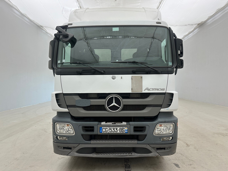 Mercedes-Benz Actros 2536 - 6x2 - 박스 트럭 : 사진 2 Mercedes-Benz Actros 2536 - 6x2 - 박스 트럭 : 사진 2