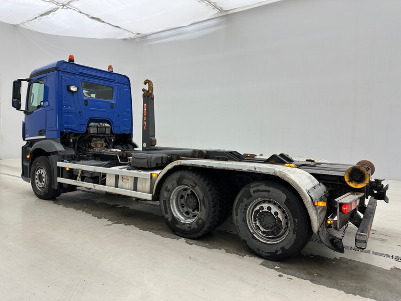 후크 리프트 트럭 Mercedes-Benz Actros 2842 - 6x2 : 사진 6