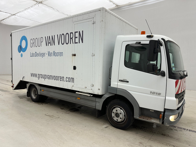 Mercedes-Benz Atego 1018 - 박스 트럭 : 사진 3 Mercedes-Benz Atego 1018 - 박스 트럭 : 사진 3