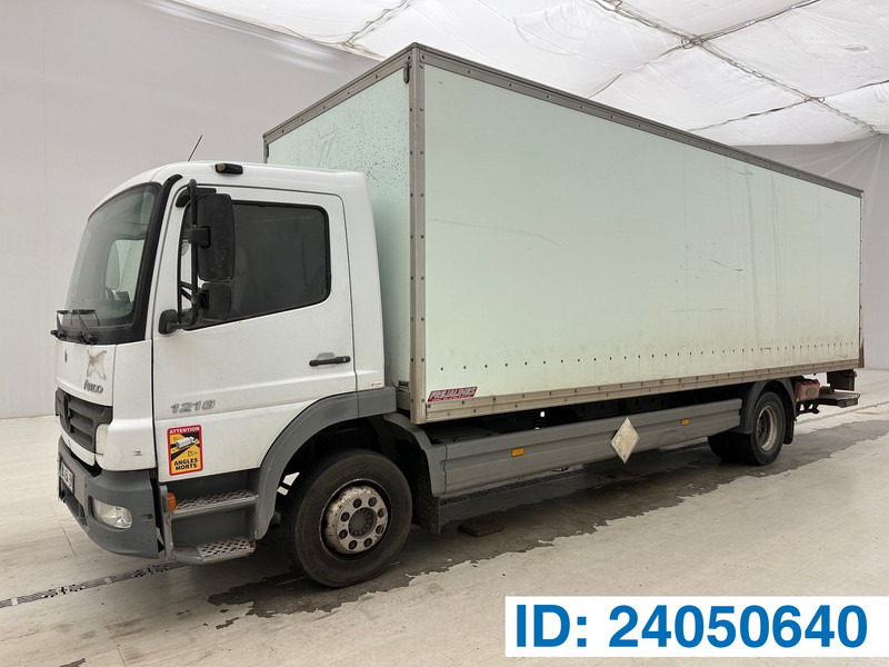 Mercedes-Benz Atego 1218 - 박스 트럭 : 사진 1 Mercedes-Benz Atego 1218 - 박스 트럭 : 사진 1