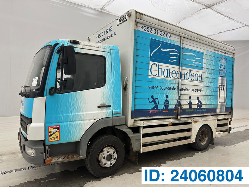 Mercedes-Benz Atego 916 - 박스 트럭 : 사진 1 Mercedes-Benz Atego 916 - 박스 트럭 : 사진 1