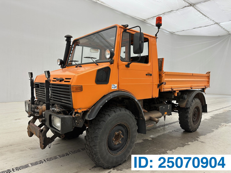 Mercedes-Benz Unimog U427 - 4x4 - 덤프트럭 : 사진 1 Mercedes-Benz Unimog U427 - 4x4 - 덤프트럭 : 사진 1