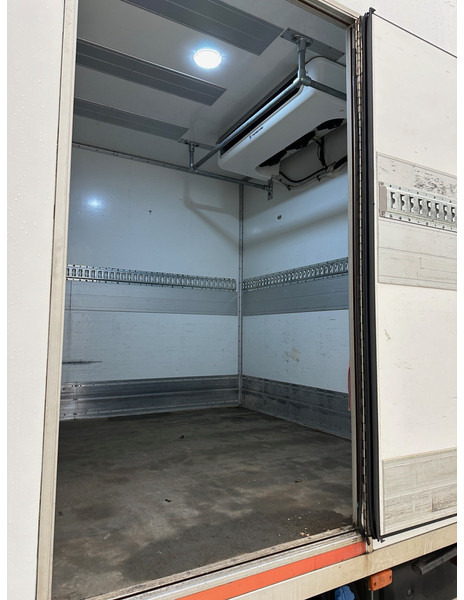 냉동탑차 Renault D12.210 : 사진 12 냉동탑차 Renault D12.210 : 사진 12