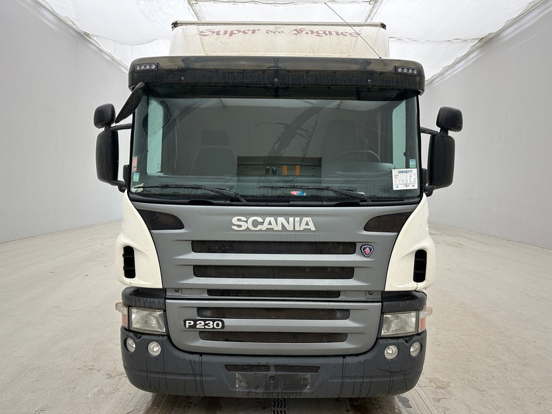 Scania P230 - 박스 트럭 : 사진 2 Scania P230 - 박스 트럭 : 사진 2