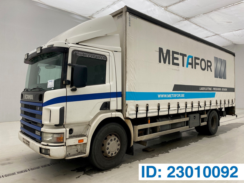 Scania P94.220 - 커튼사이더 트럭 : 사진 1 Scania P94.220 - 커튼사이더 트럭 : 사진 1