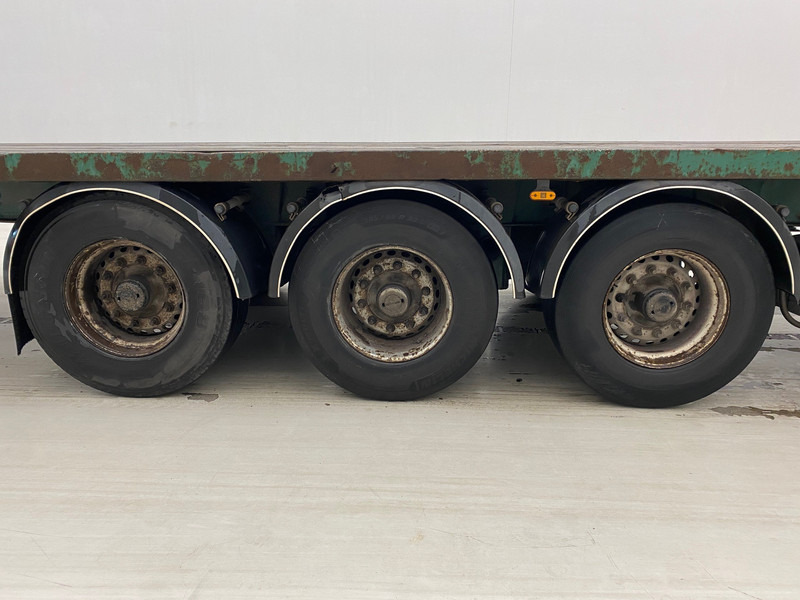 Trailor Plateau - 드롭사이드/ 플랫베드 세미 트레일러 : 사진 4 Trailor Plateau - 드롭사이드/ 플랫베드 세미 트레일러 : 사진 4