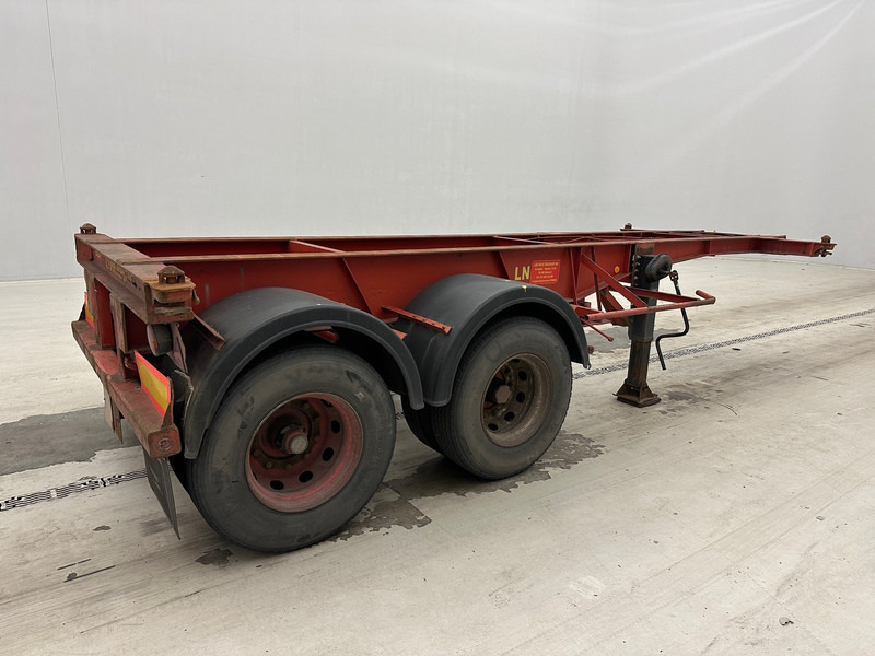 Van Hool Skelet 20 ft - 컨테이너 운반 장치/ 스와프 보디 세미 트레일러 : 사진 5 Van Hool Skelet 20 ft - 컨테이너 운반 장치/ 스와프 보디 세미 트레일러 : 사진 5