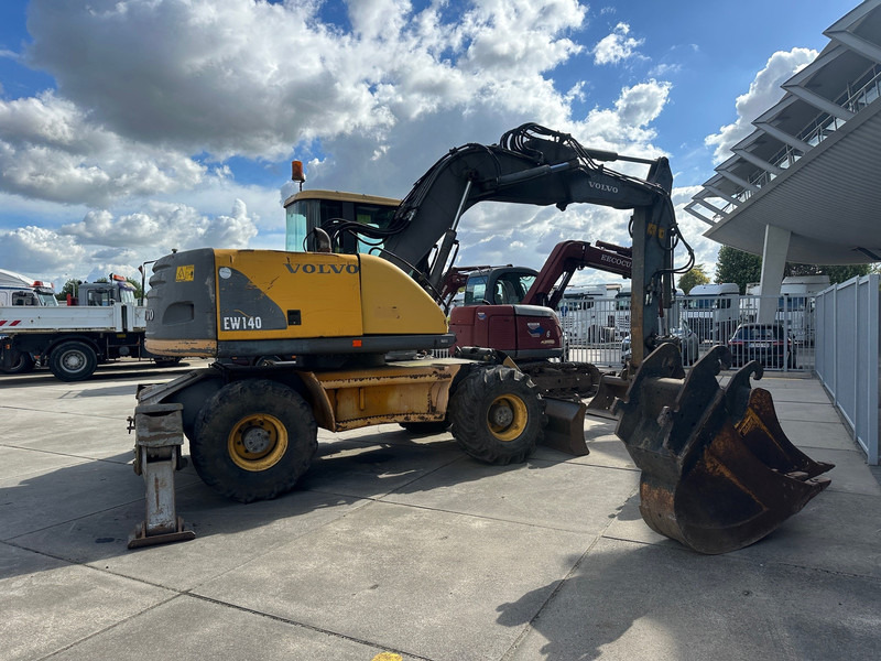 Volvo EW140 - 휠 굴삭기 : 사진 5 Volvo EW140 - 휠 굴삭기 : 사진 5