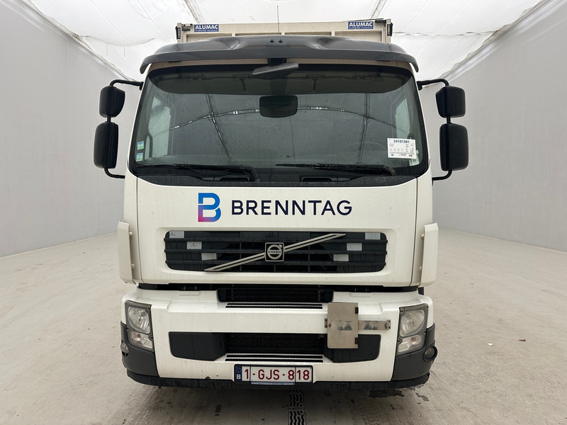 Volvo FE 300 - 6x2 - 커튼사이더 트럭 : 사진 2 Volvo FE 300 - 6x2 - 커튼사이더 트럭 : 사진 2