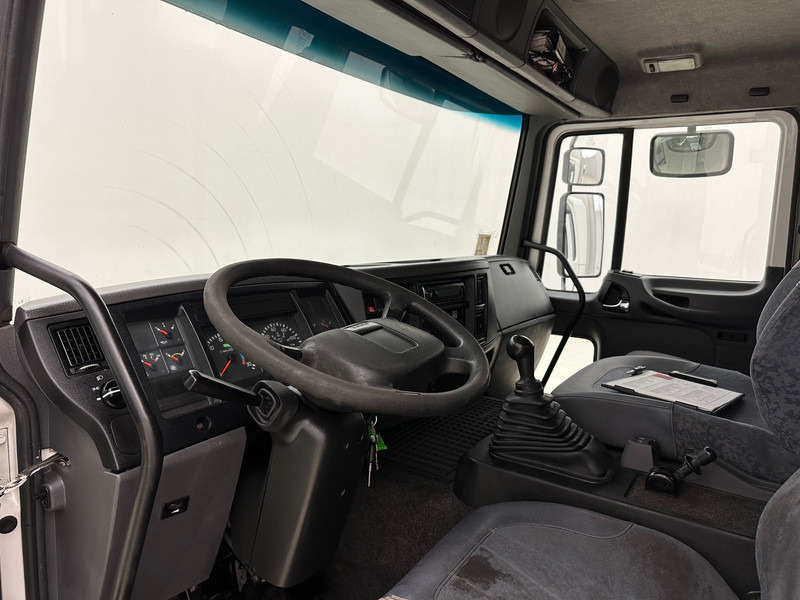 냉동탑차 Volvo FL 220 : 사진 10