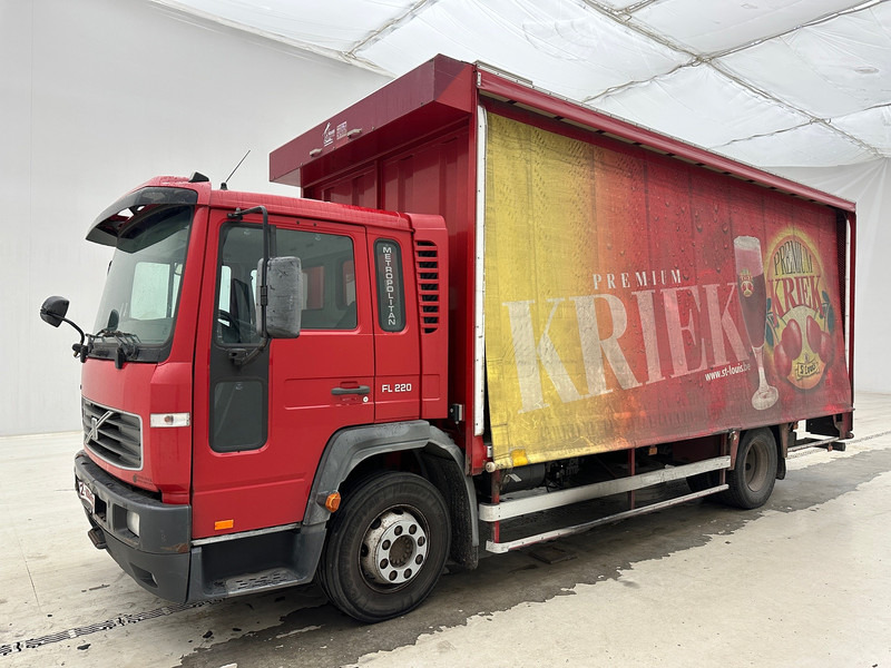 Volvo FL 220 - 커튼사이더 트럭 : 사진 1 Volvo FL 220 - 커튼사이더 트럭 : 사진 1