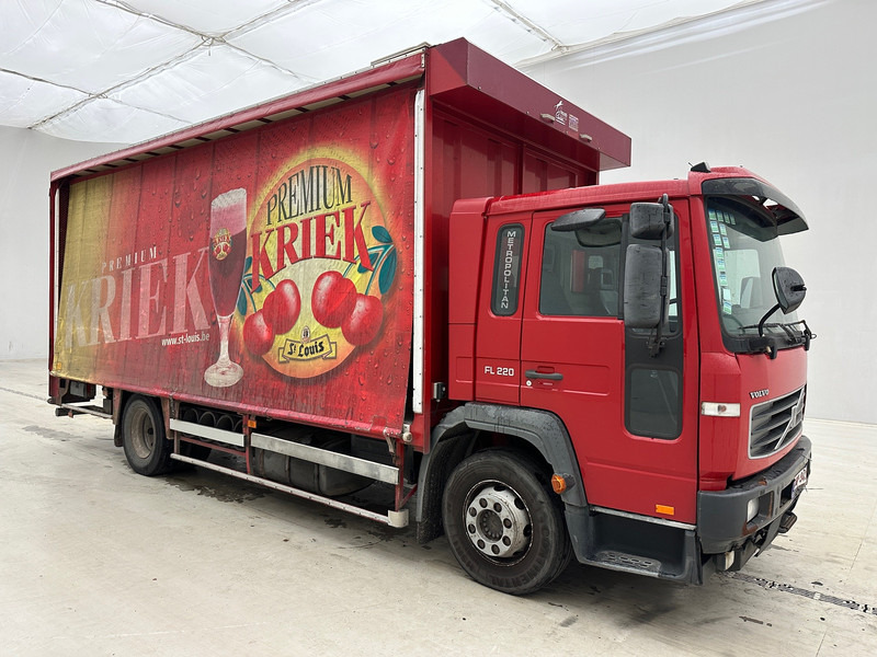 Volvo FL 220 - 커튼사이더 트럭 : 사진 3 Volvo FL 220 - 커튼사이더 트럭 : 사진 3