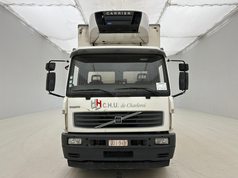 Volvo FL 220 - 냉동탑차 : 사진 2 Volvo FL 220 - 냉동탑차 : 사진 2