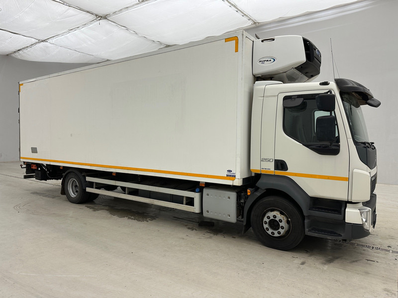 Volvo FL 250 - 냉동탑차 : 사진 3 Volvo FL 250 - 냉동탑차 : 사진 3