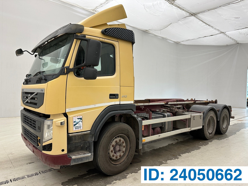 Volvo FM 410 - 6x2 - 후크 리프트 트럭 : 사진 1 Volvo FM 410 - 6x2 - 후크 리프트 트럭 : 사진 1