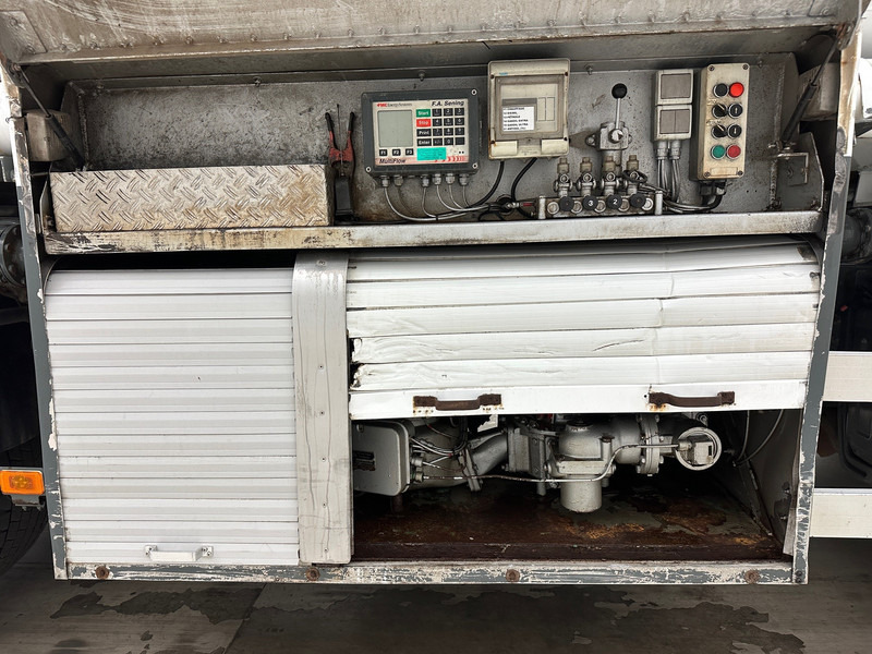 유조트럭 Volvo FM400 : 사진 8 유조트럭 Volvo FM400 : 사진 8