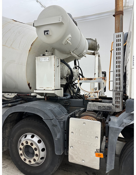 Volvo FMX 410 - 8x4 - 콘크리트 믹서 트럭 : 사진 4 Volvo FMX 410 - 8x4 - 콘크리트 믹서 트럭 : 사진 4