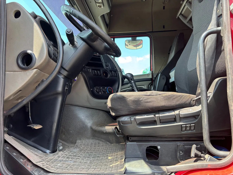 DAF XF 105.460 6X4 Spacecab Steelsuspension Manual geabox - 트랙터 유닛 : 사진 5 DAF XF 105.460 6X4 Spacecab Steelsuspension Manual geabox - 트랙터 유닛 : 사진 5