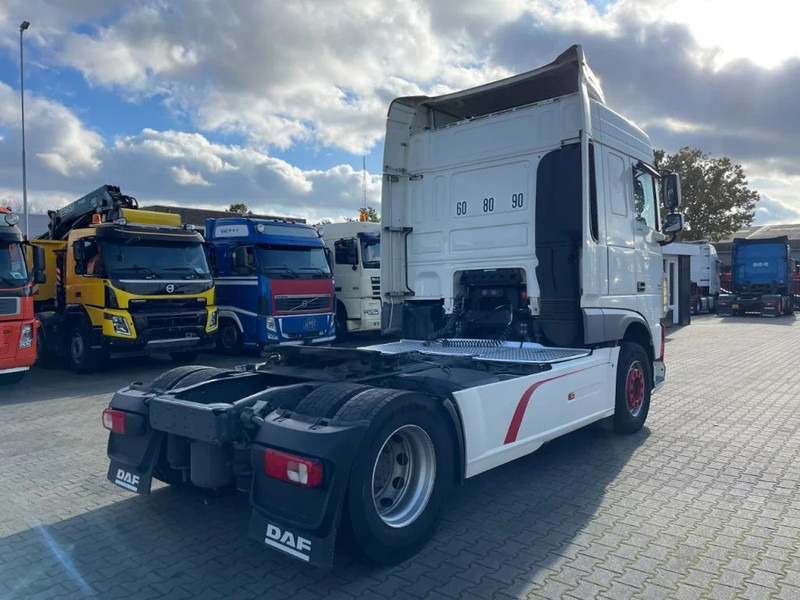 DAF XF 460 Spacecab Euro 6 - 트랙터 유닛 : 사진 4 DAF XF 460 Spacecab Euro 6 - 트랙터 유닛 : 사진 4