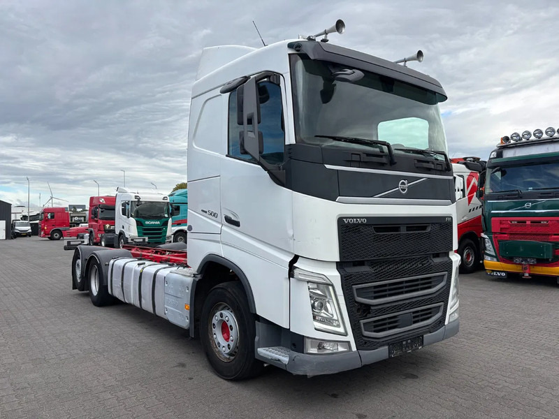 Volvo FH 500 6X2 Euro 6 - 캡 새시 트럭 : 사진 2 Volvo FH 500 6X2 Euro 6 - 캡 새시 트럭 : 사진 2