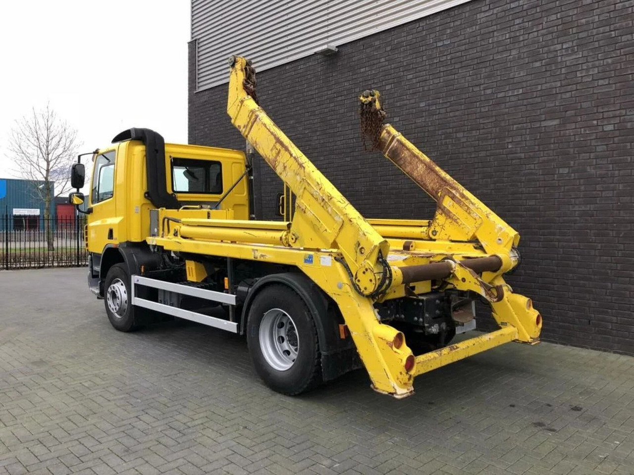 DAF CF 360 4X2 PORTAALARMSYTEEM - 후크 리프트 트럭 : 사진 3 DAF CF 360 4X2 PORTAALARMSYTEEM - 후크 리프트 트럭 : 사진 3