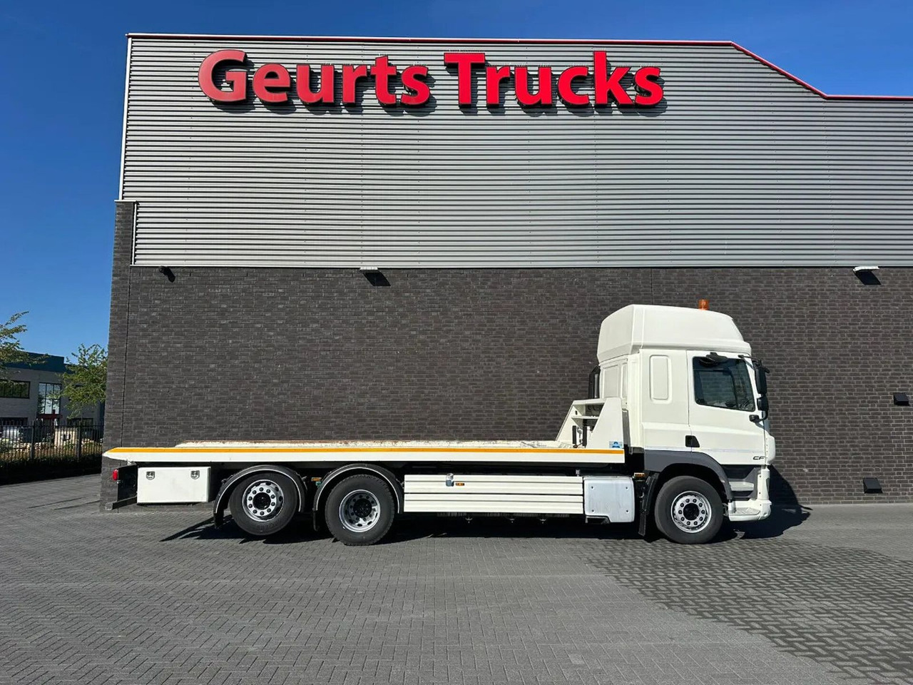DAF CF 410 6X2 M4SN3 OPRIJWAGEN / MACHINE TRANSPORTE - 자동 운반 장치 트럭 : 사진 4 DAF CF 410 6X2 M4SN3 OPRIJWAGEN / MACHINE TRANSPORTE - 자동 운반 장치 트럭 : 사진 4