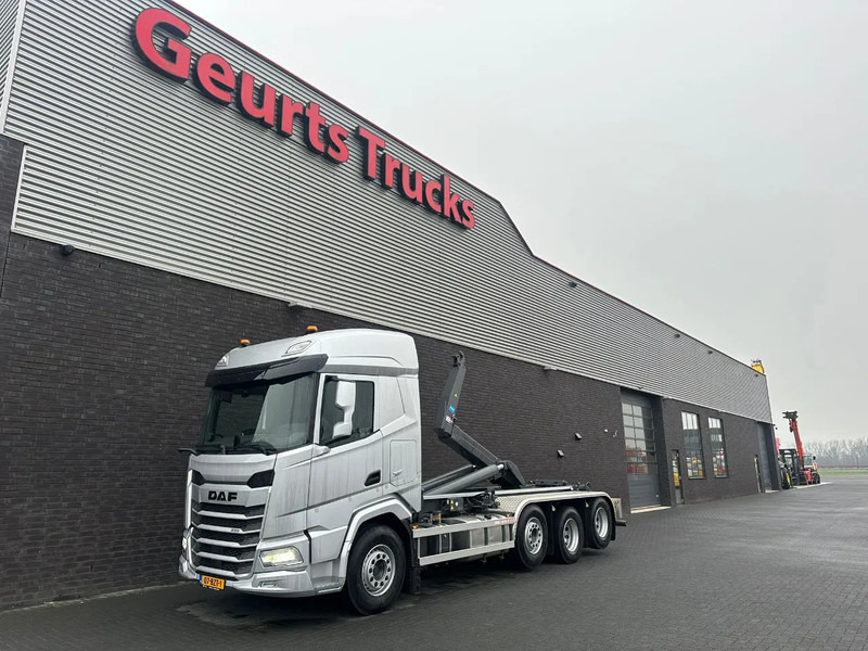 DAF XF 530 8X2 TRIPLE VDL S-30-6700 HAAKARMSYSTEEM/ABROLLKIPPER/HOOKLIFT/NIEUW/NEW - 후크 리프트 트럭 : 사진 2 DAF XF 530 8X2 TRIPLE VDL S-30-6700 HAAKARMSYSTEEM/ABROLLKIPPER/HOOKLIFT/NIEUW/NEW - 후크 리프트 트럭 : 사진 2