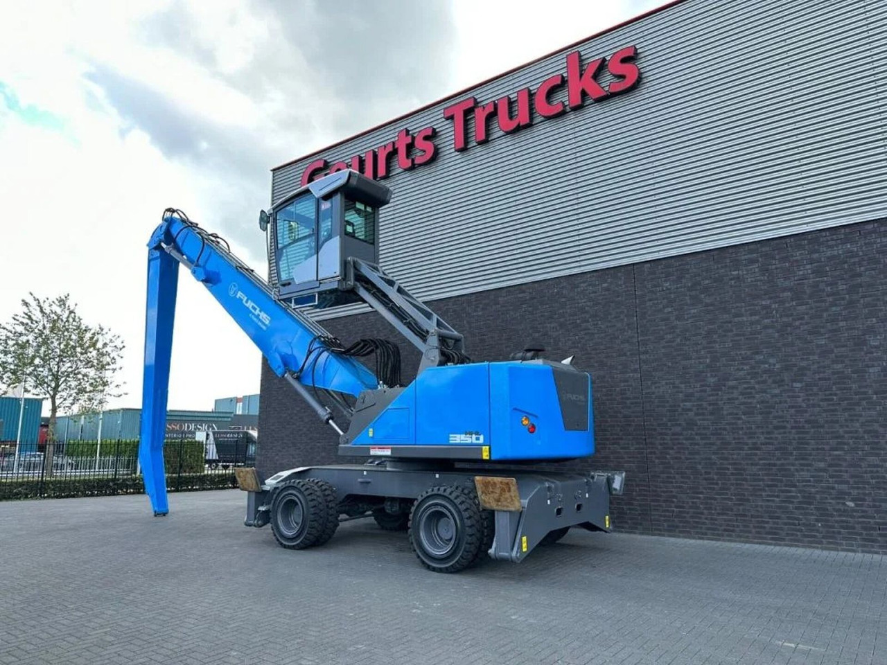 Fuchs MHL 350 MATERIAL HANDLER/UMSCHLAGBAGGER/OVERSLAG - 타워 크레인 : 사진 3 Fuchs MHL 350 MATERIAL HANDLER/UMSCHLAGBAGGER/OVERSLAG - 타워 크레인 : 사진 3