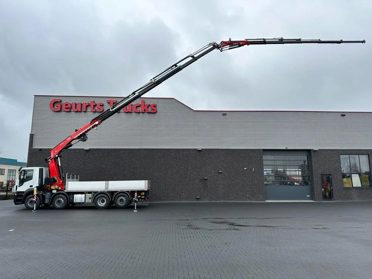 Iveco Stralis 480 X-WAY 8X2 + FASSI 545RA.2.26 + JIB L - 크레인 트럭 : 사진 1 Iveco Stralis 480 X-WAY 8X2 + FASSI 545RA.2.26 + JIB L - 크레인 트럭 : 사진 1