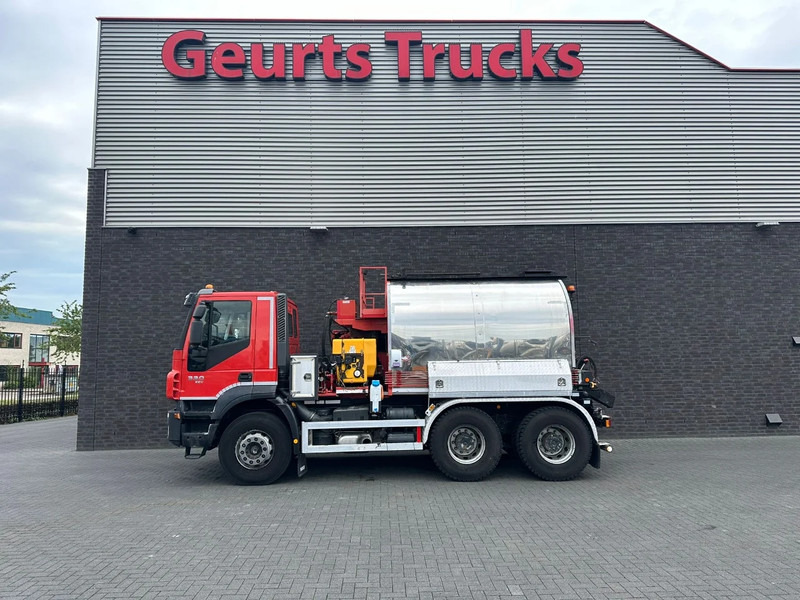 Iveco Trakker 330 6X4 LINNHOFF& HENNE AWÖL 600 6M3 ASFALTKOKER/ASPHALTKOCHER/ASFALTCOOKER/HEATER - 트럭 : 사진 1 Iveco Trakker 330 6X4 LINNHOFF& HENNE AWÖL 600 6M3 ASFALTKOKER/ASPHALTKOCHER/ASFALTCOOKER/HEATER - 트럭 : 사진 1