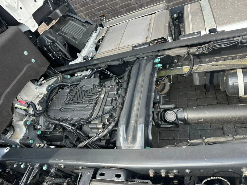 리스 MAN TGS 26.480 6X2-4 BL CHASSIS CABINE (NIEUW) MAN TGS 26.480 6X2-4 BL CHASSIS CABINE (NIEUW) : 사진 13 리스 MAN TGS 26.480 6X2-4 BL CHASSIS CABINE (NIEUW) MAN TGS 26.480 6X2-4 BL CHASSIS CABINE (NIEUW) : 사진 13