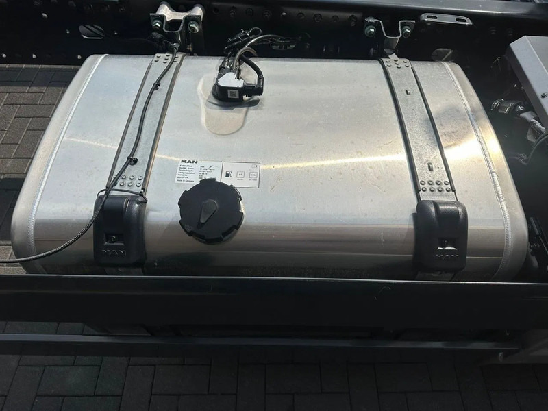 리스 MAN TGS 26.480 6X2-4 BL CHASSIS CABINE (NIEUW) MAN TGS 26.480 6X2-4 BL CHASSIS CABINE (NIEUW) : 사진 15 리스 MAN TGS 26.480 6X2-4 BL CHASSIS CABINE (NIEUW) MAN TGS 26.480 6X2-4 BL CHASSIS CABINE (NIEUW) : 사진 15