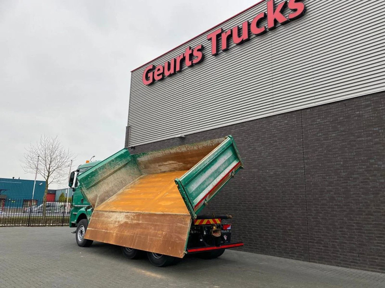 MAN TGX 26.560 6X4 BB + 3 ZIJDIGE KIPPER/TIPPER BORD - 덤프트럭 : 사진 3 MAN TGX 26.560 6X4 BB + 3 ZIJDIGE KIPPER/TIPPER BORD - 덤프트럭 : 사진 3