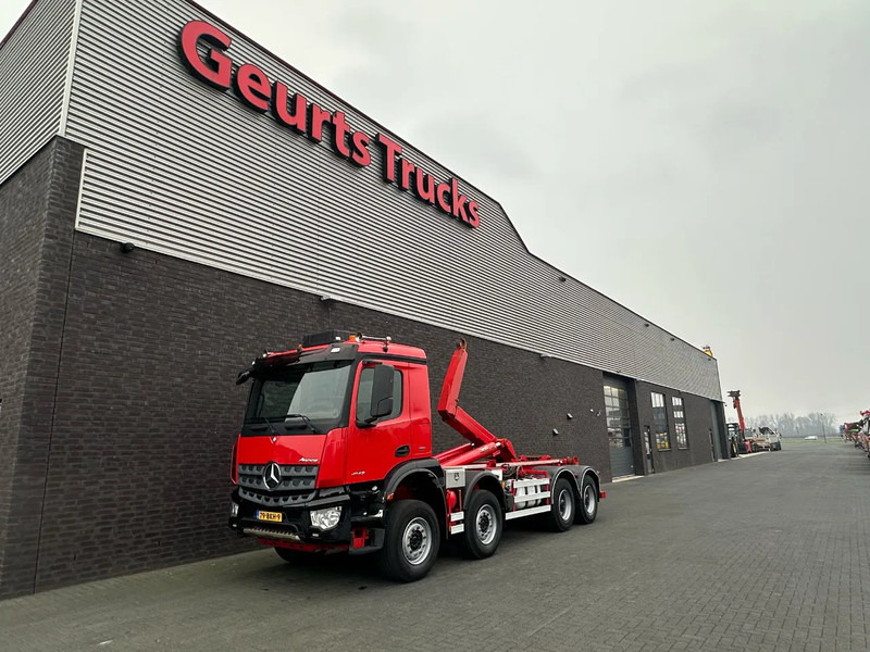Mercedes-Benz Arocs 8X4 VDL S-30-6600 HAAKARMSYSTEEM/ABROLLKIPPER/HOOKLIFT - 케이블 시스템 트럭 : 사진 2 Mercedes-Benz Arocs 8X4 VDL S-30-6600 HAAKARMSYSTEEM/ABROLLKIPPER/HOOKLIFT - 케이블 시스템 트럭 : 사진 2