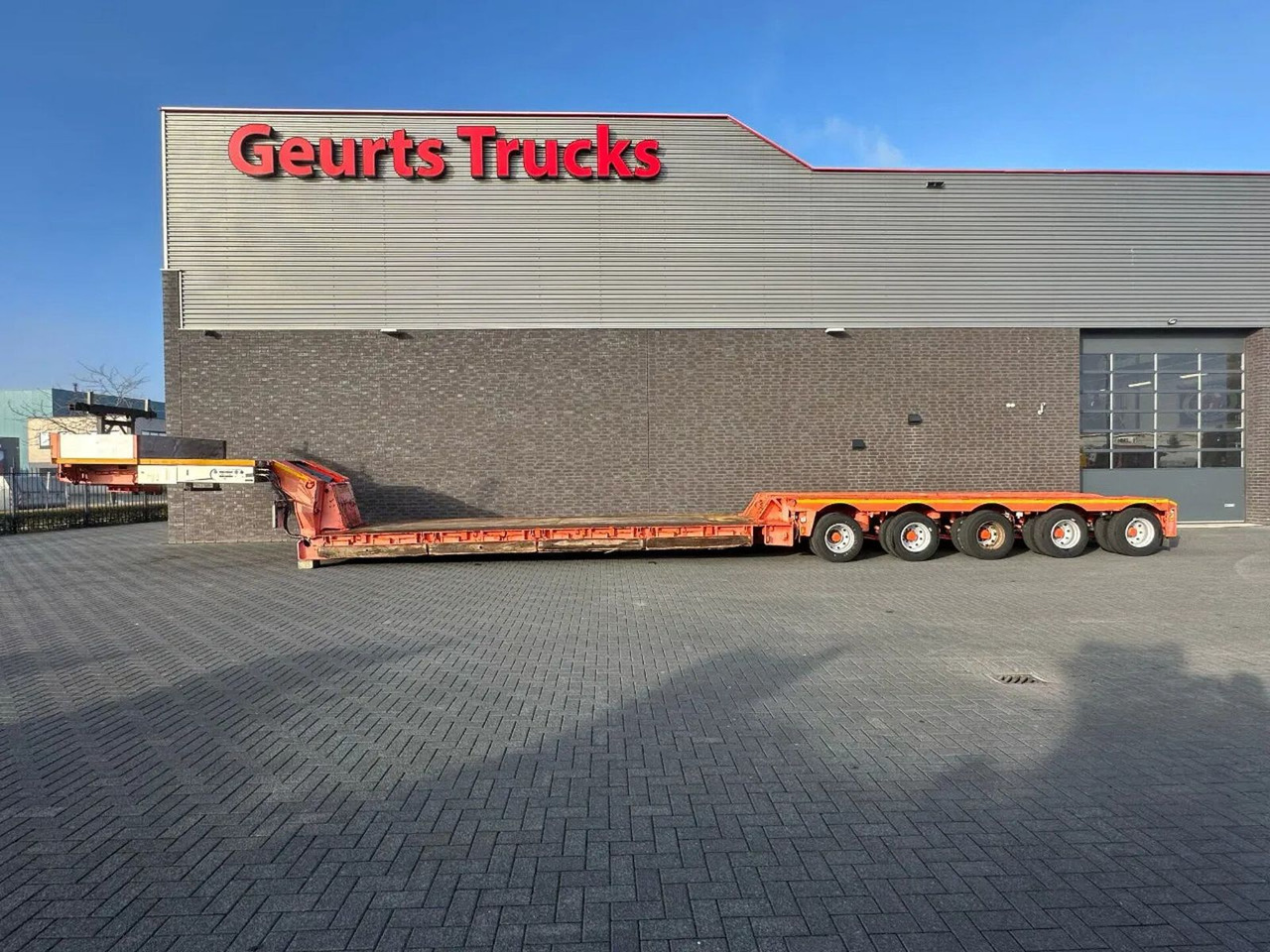 Nooteboom EURO-100-05 DIEPLADER / TIEFLADER / LOW LOADER M - 저하대 세미 트레일러 : 사진 1 Nooteboom EURO-100-05 DIEPLADER / TIEFLADER / LOW LOADER M - 저하대 세미 트레일러 : 사진 1