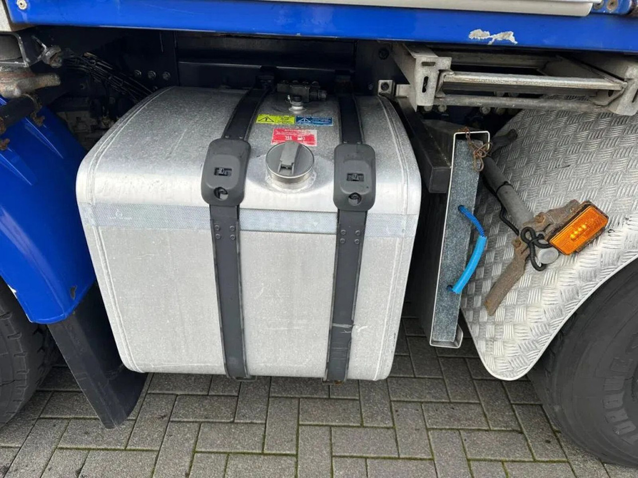 트랙터 유닛 Scania R580 V8 8X4 TREKKER-BAKWAGEN COMBI + HMF 4020-K5 : 사진 28