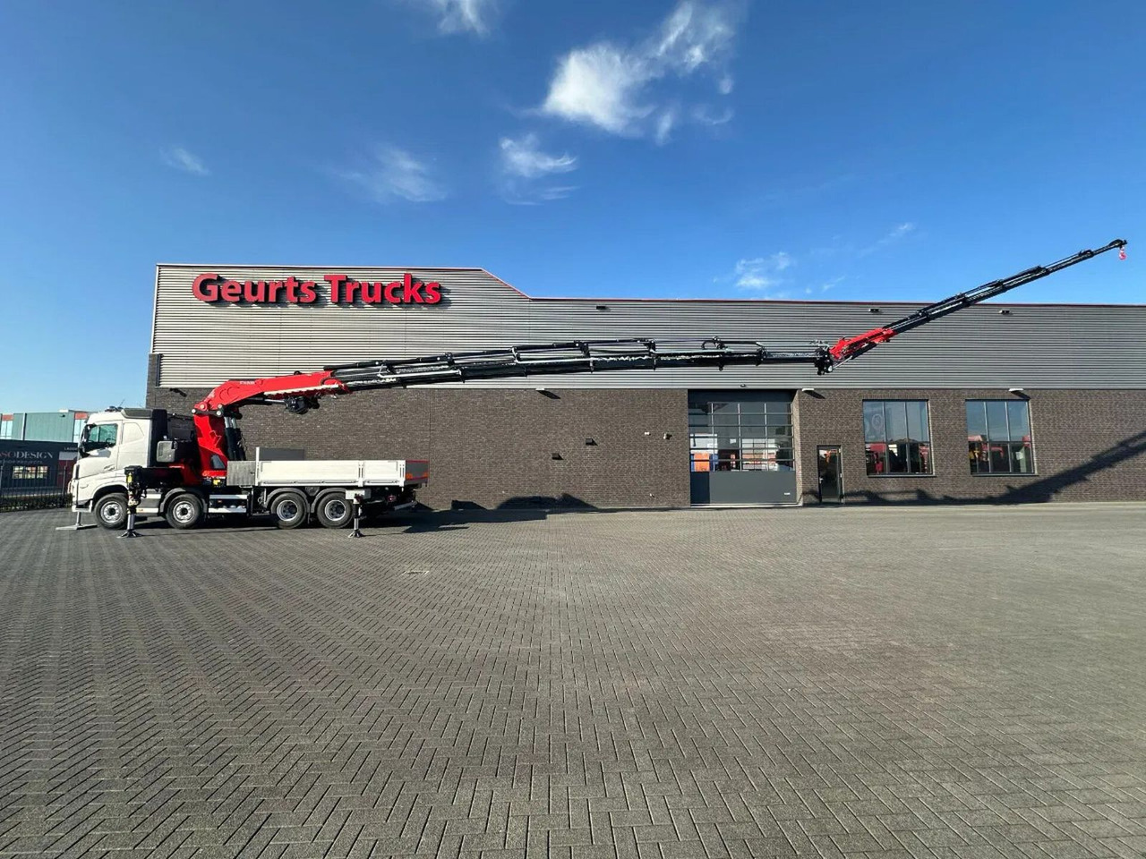 Volvo FH 500 8X4 RF-RT40G FASSI F1450R.2.8 + JIB L826 - 크레인 트럭 : 사진 2 Volvo FH 500 8X4 RF-RT40G FASSI F1450R.2.8 + JIB L826 - 크레인 트럭 : 사진 2